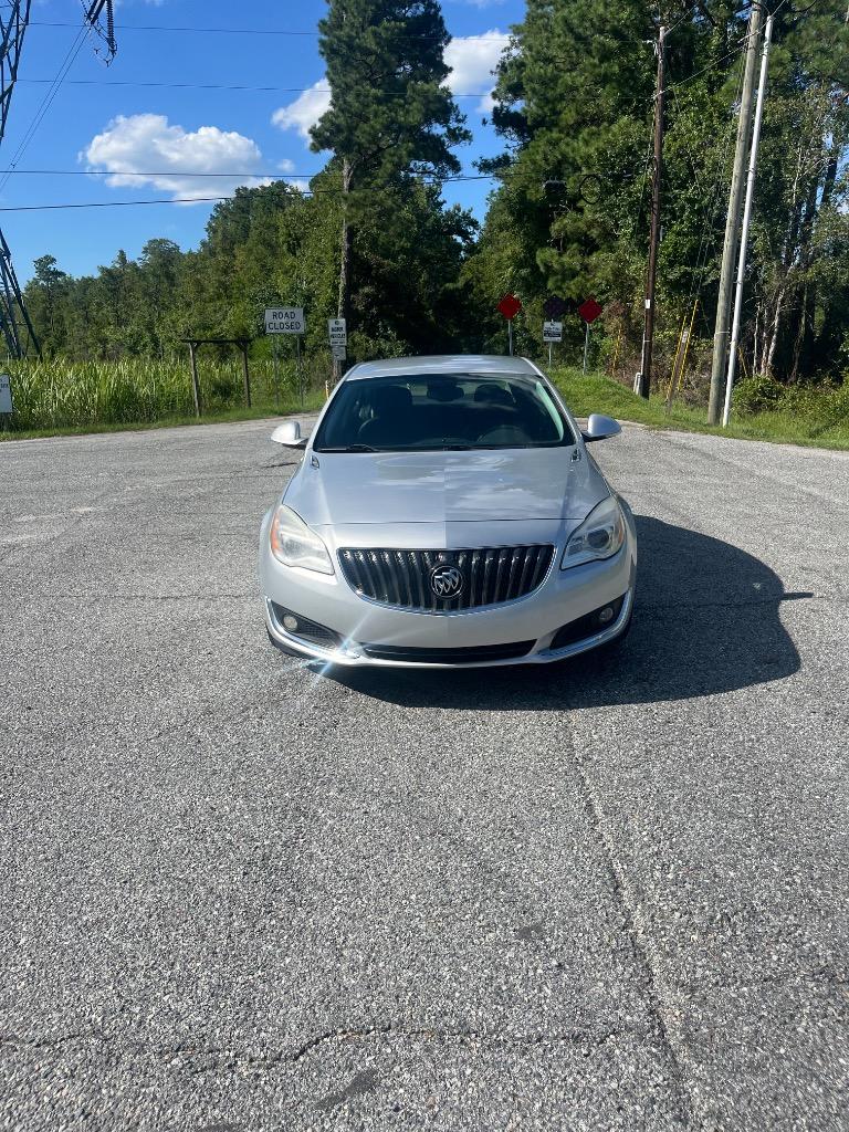 2016 Buick Regal Premium 2's photo